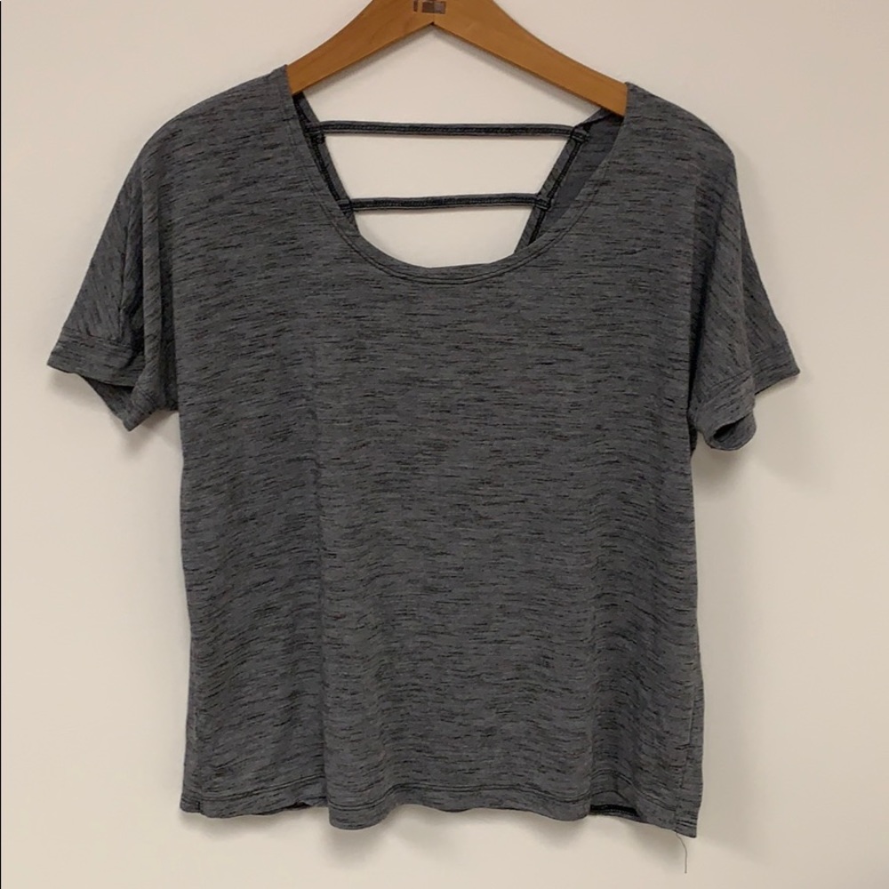 4/$19🔥 Grey backless tshirt